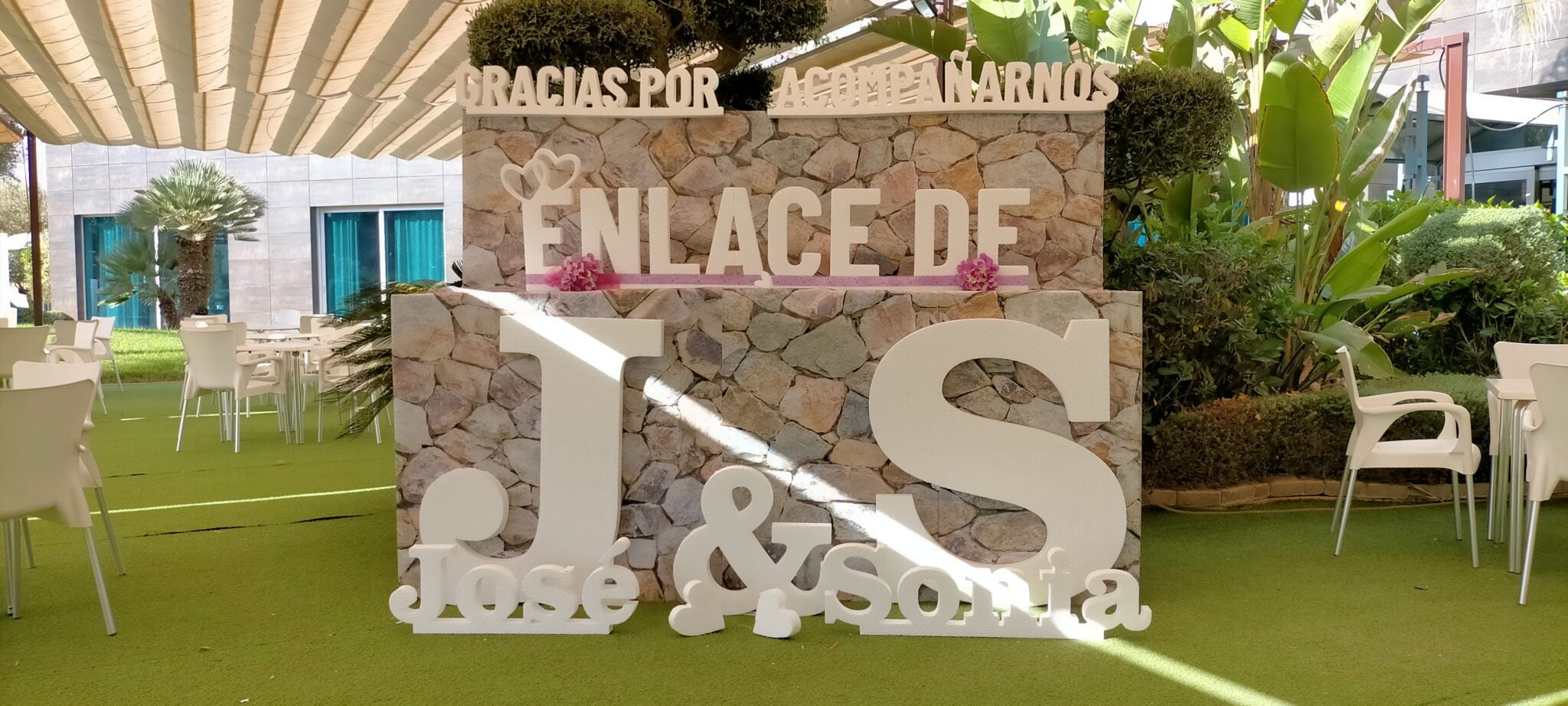Letras corpóreas de gran tamaño fabricadas para un evento
